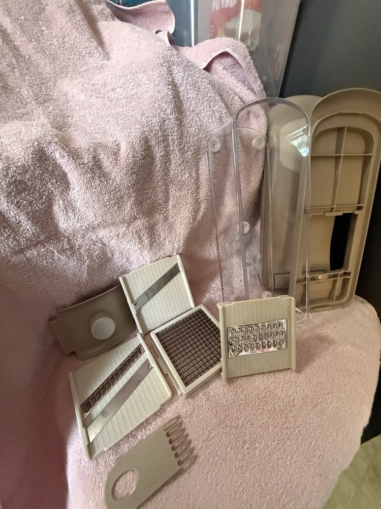 Multi-Blade Push Food Chopper with Container, Cleaning Tool, Beige