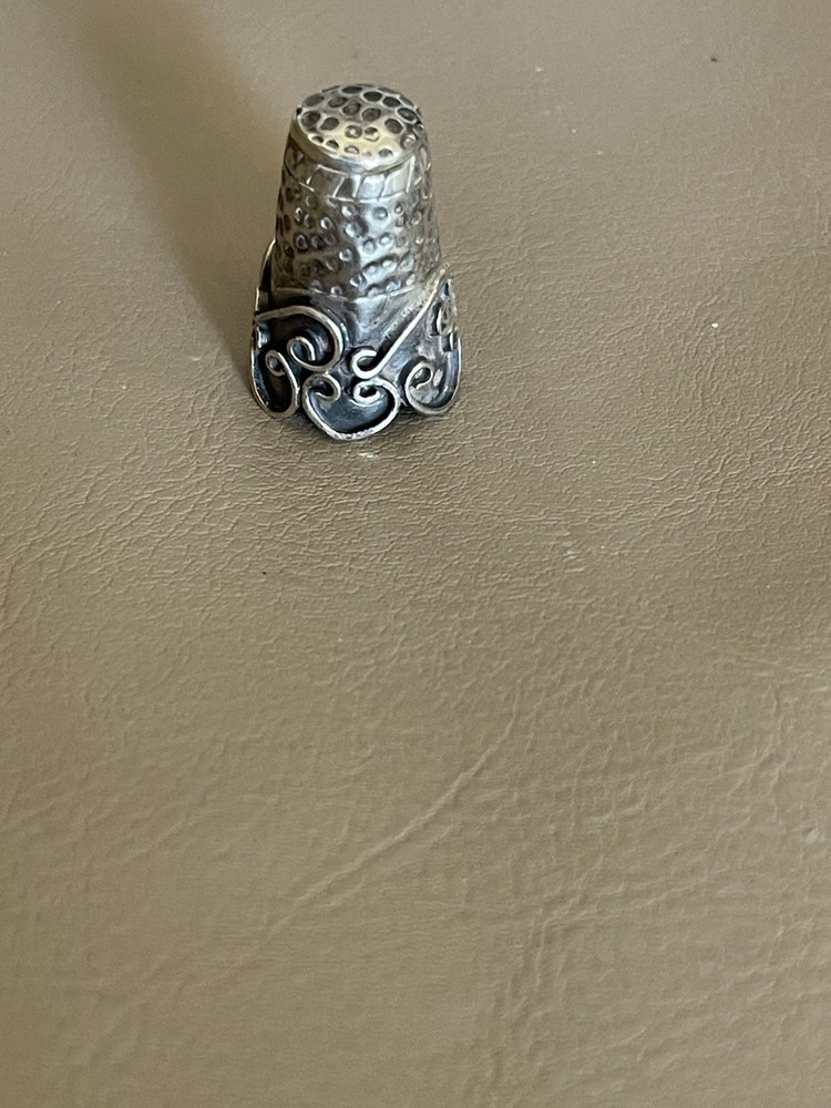 Vintage Sterling Silver Thimble (W23)