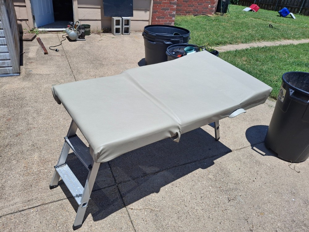 midmark ritter 204 exam upholstered tabletop only