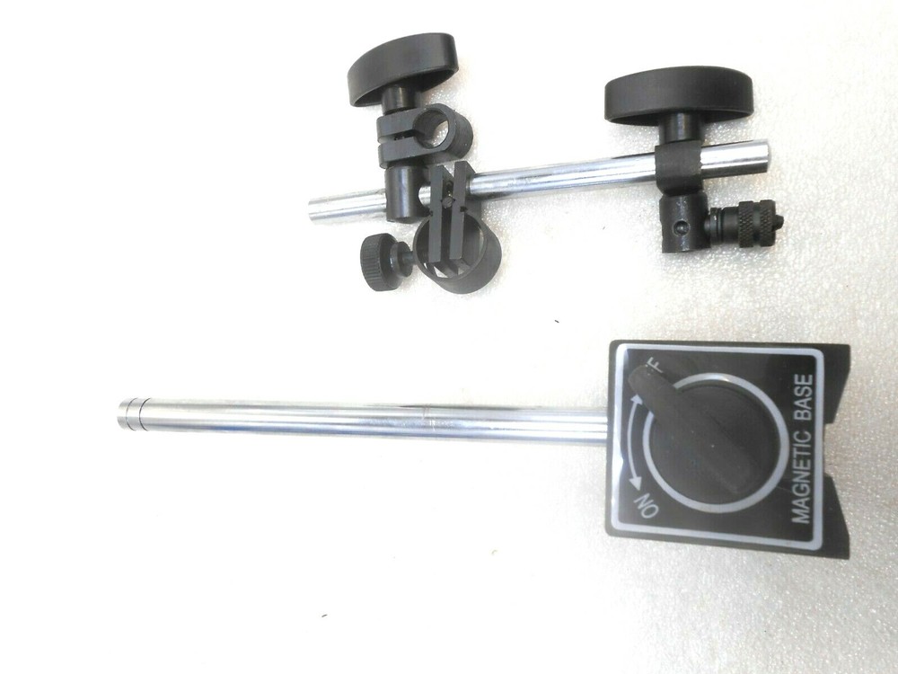 Magnetic base indicator holder