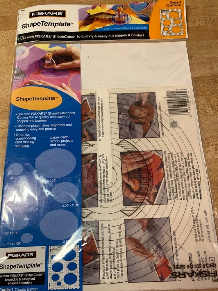 Fiskars Ultra Shapexpress Starter Set - cutter and circle shape template