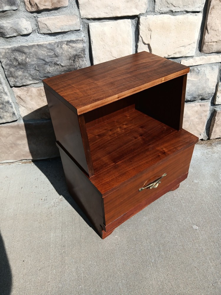 Walnut Veneer Ballman Cummings Step-End Nightstand or End Table