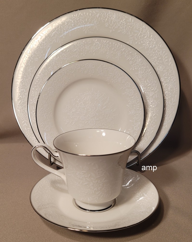 Noritake Affection 7192 Place Setting (5 piece) EXCELLENT!
