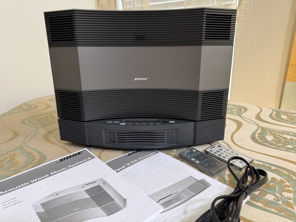 Bose Acoustic Wave II Music System + 5-CD Changer & Remote Control