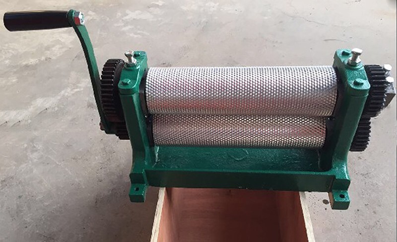 Manual Bee Wax Foundation Sheet Mills Machine Comb Foundation Machine Bore 5mm