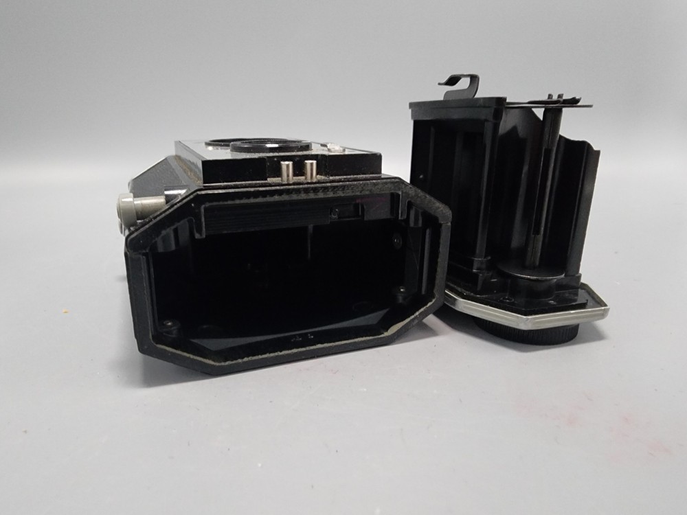 Kodak Brownie Reflex Synchro Model Camera w/ Damaged Box - Untested