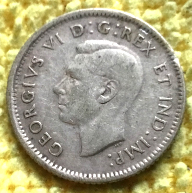 1943 Canada 10 Cents 80% Silver KM #34