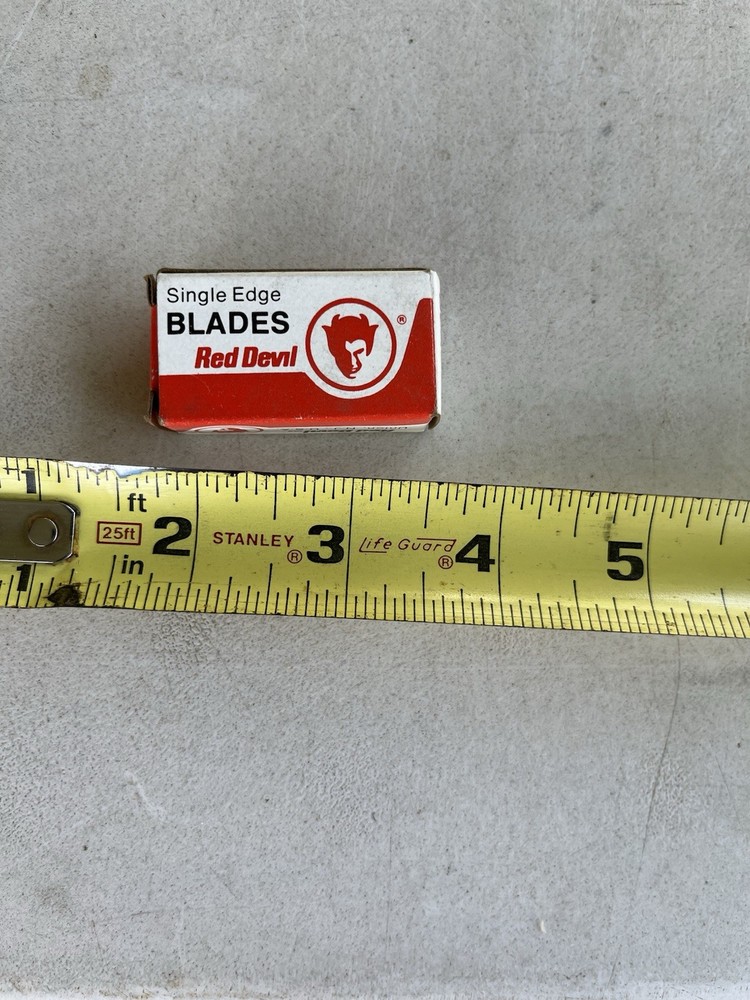 Vintage Red Devil Razor Blade Scrapers (1) Single Edge Blades