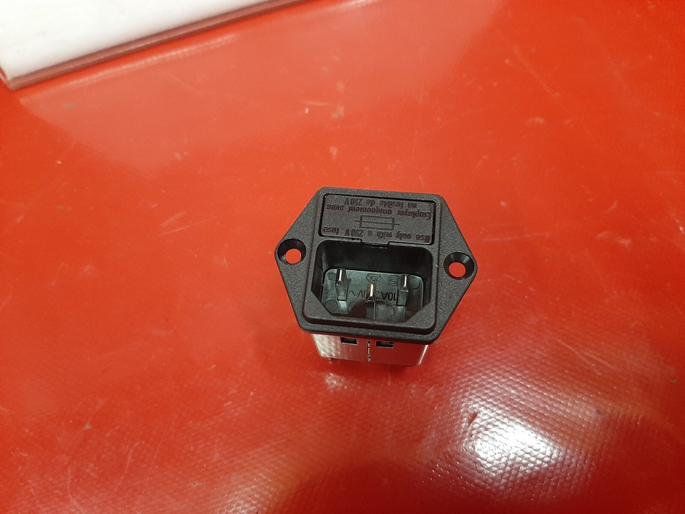 Schurter 5200.1023.1 NEW