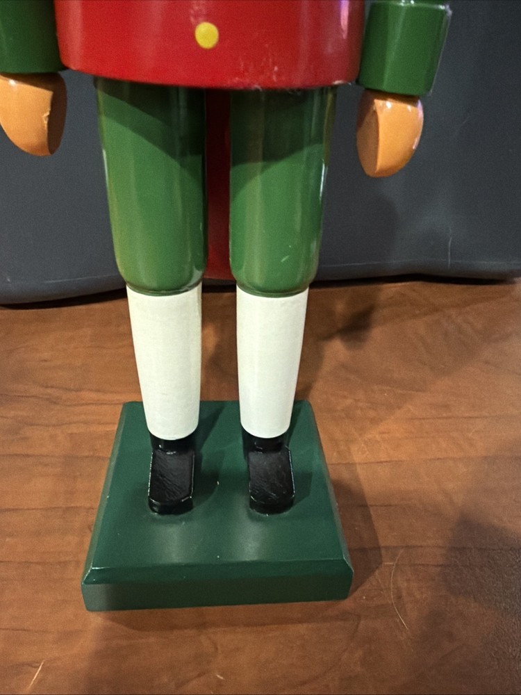 "Pinocchio" Erzgebirgische Volkskunst Nutcracker