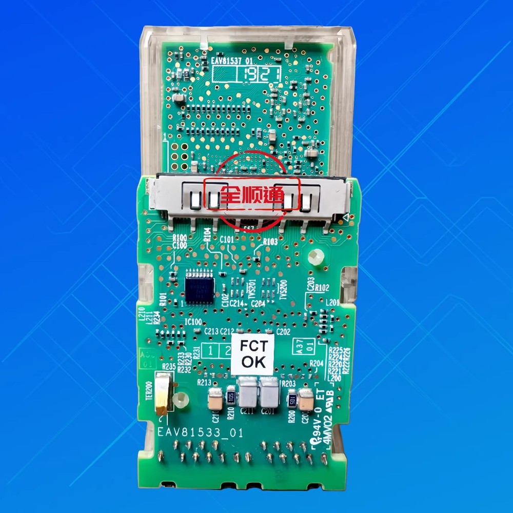 1Pcs Used Schneider EAV81533-01