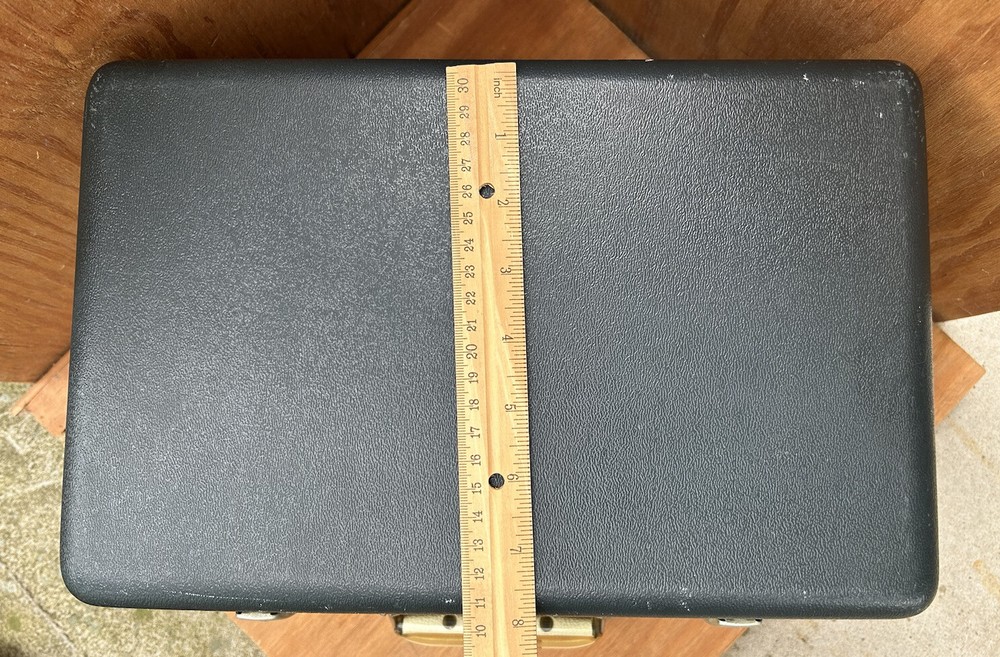 Tracor Rudmose Audiometer Hearing Testing RA-114 Powers On