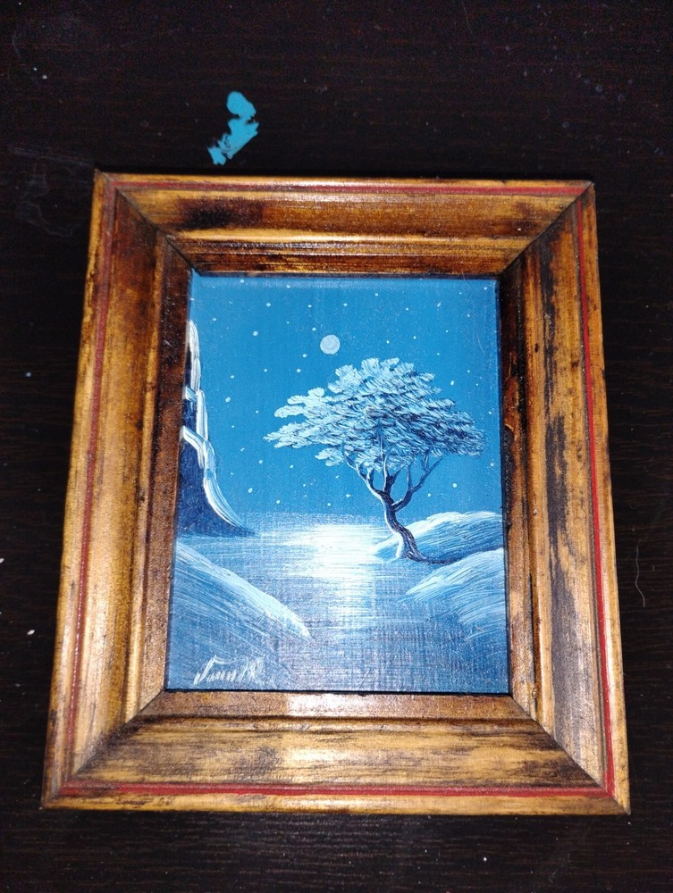 Art Decorations