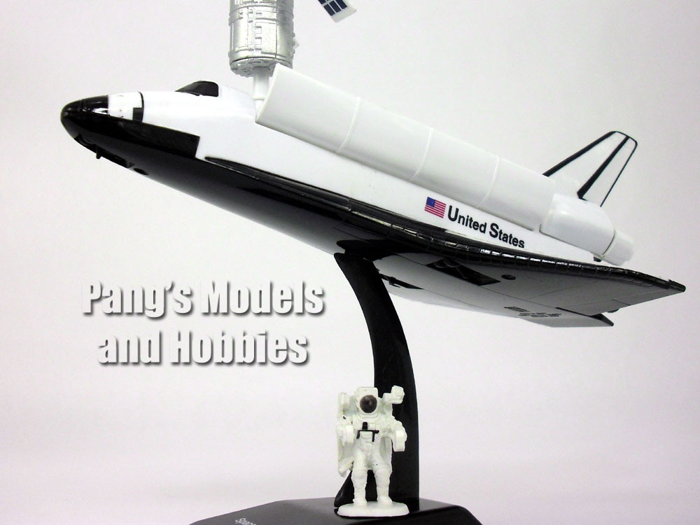 Space Shuttle Space Adventure Kit by NewRay (Kit, assembly required)