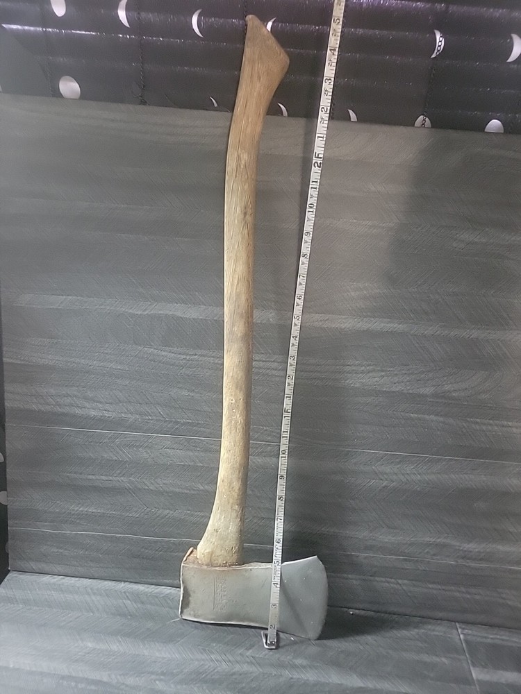 Vintage TRUE TEMPER Flint Edge Connie Pattern Single Bit Axe