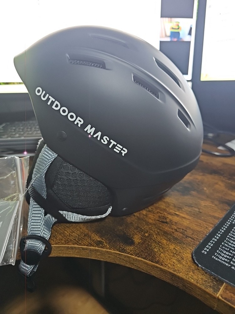 OutdoorMaster Ski Snowboard Helmet Size S