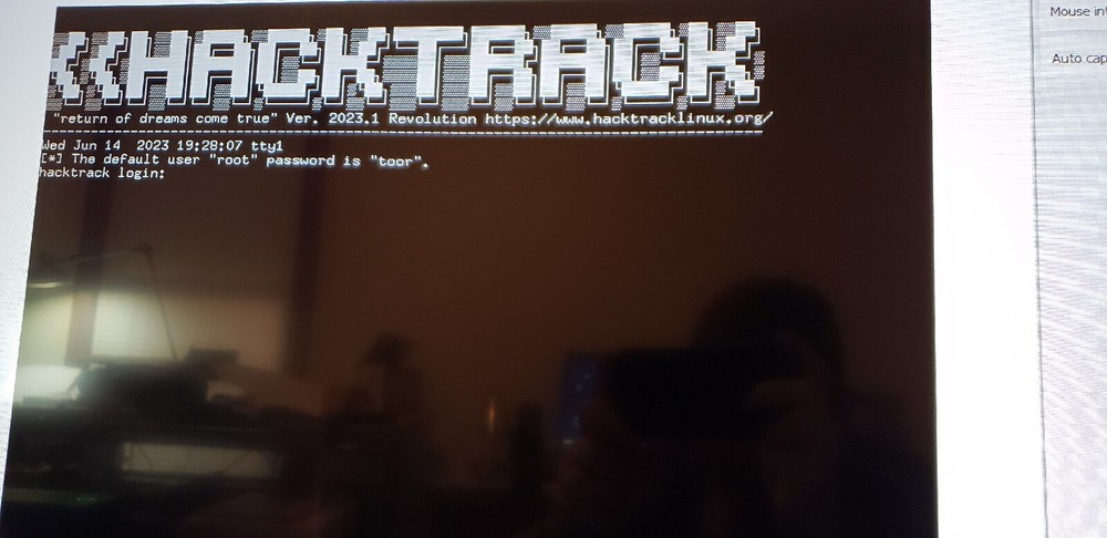 Hack | Track Linux 2023.1 Live DVD-ROM Based on Debian x86_64 Security Pentestin