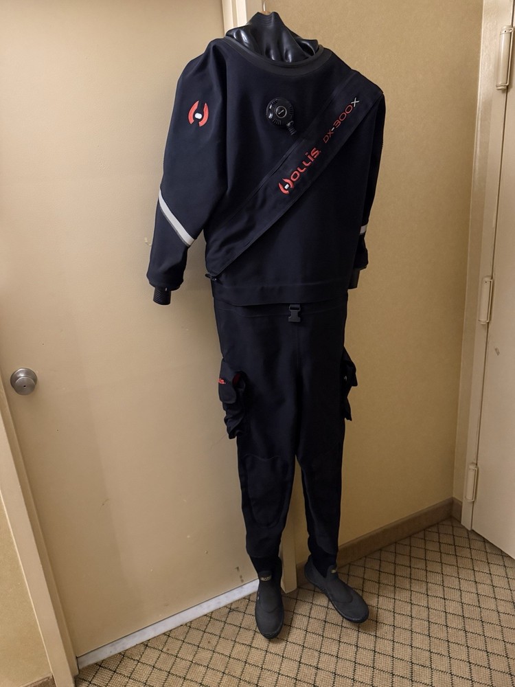 Hollis Dx 300x Size Small Medium