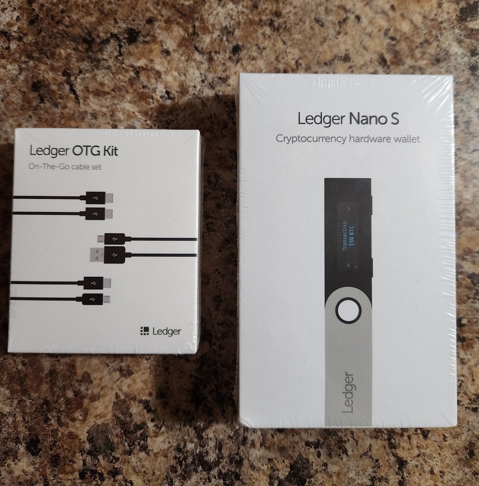 Ledger Nano S Cryptocurrency Hardware Wallet & Cable Kit - BNIB