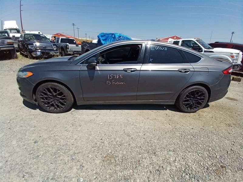 Front Display Screen from 2013 Ford Fusion 10870427