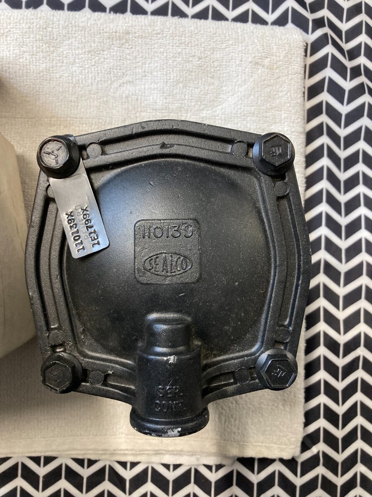 Bendix brake relay valve 110139x
