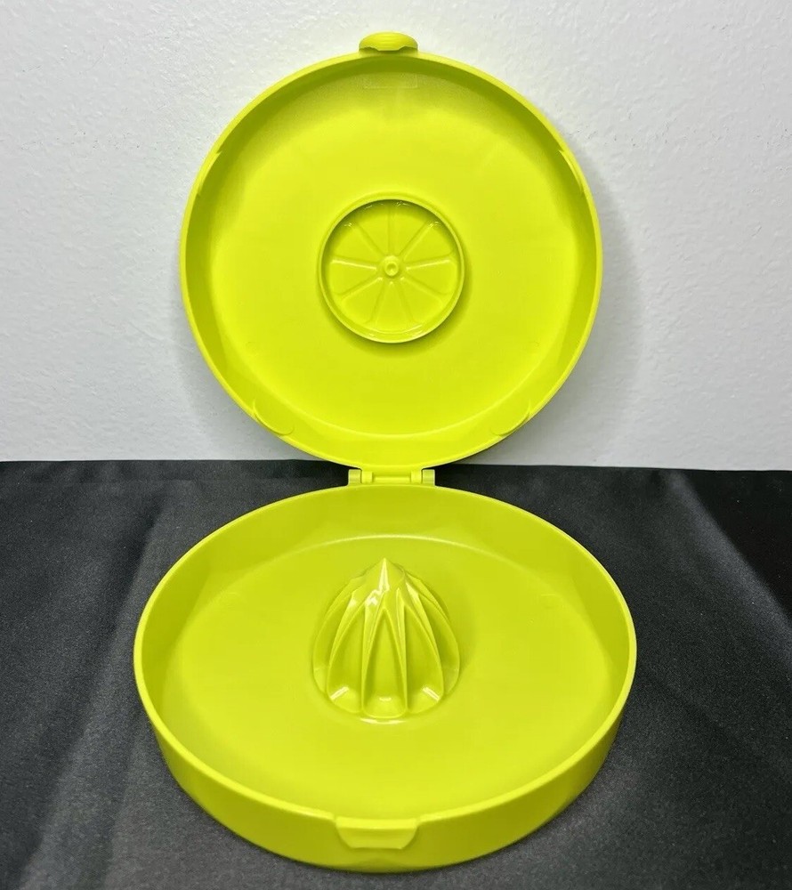 Trudeau Lime Green Citrus Bar Storage Container Interior Juicer Cone Keeper 6"