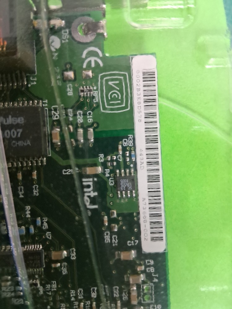 Intel PRO/1000 XT (A73666002) High-Performance Server Adapter