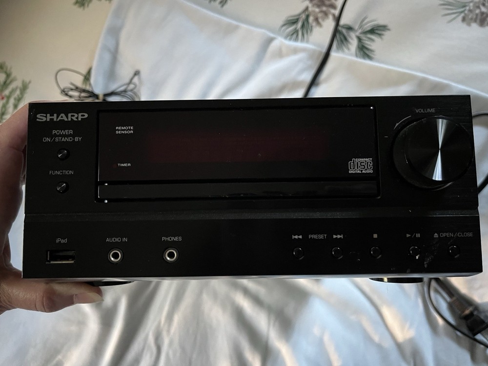 Sharp XL-HF202P(BK) CD Player Bluetooth USB iPod/iPhone Dock Remote AM/FM Black