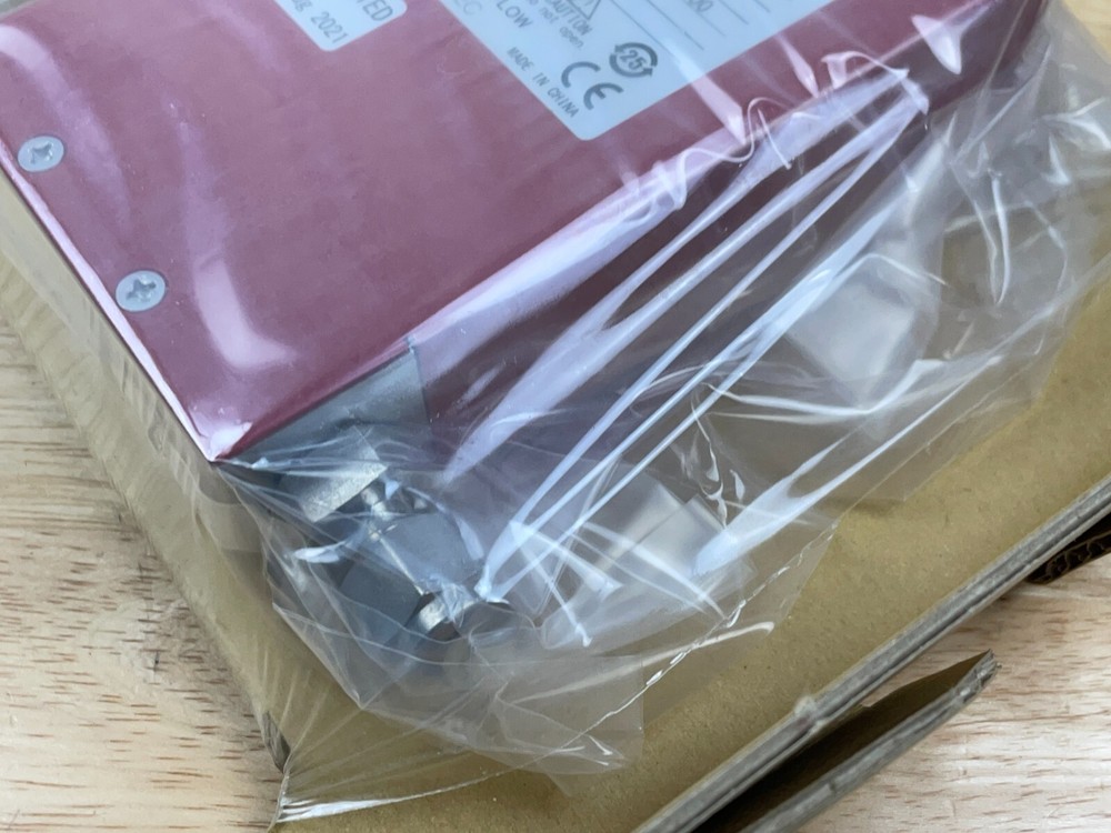 Horiba STEC SEC-E40 MK3 Mass Flow Meter, 10 SLPM