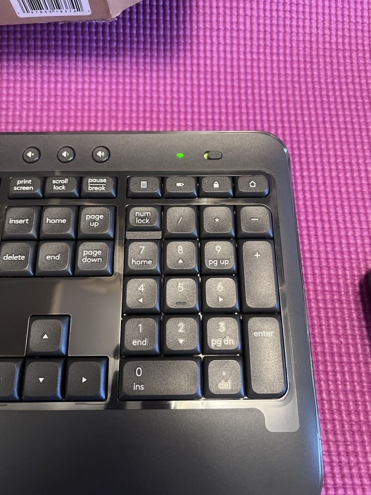 Logitech MK540 Advanced Wireless Keyboard and Mouse Combo for Windows,