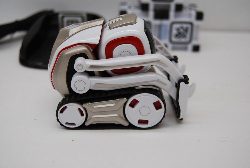 Anki Cozmo Robot Charger, 3 Cubes