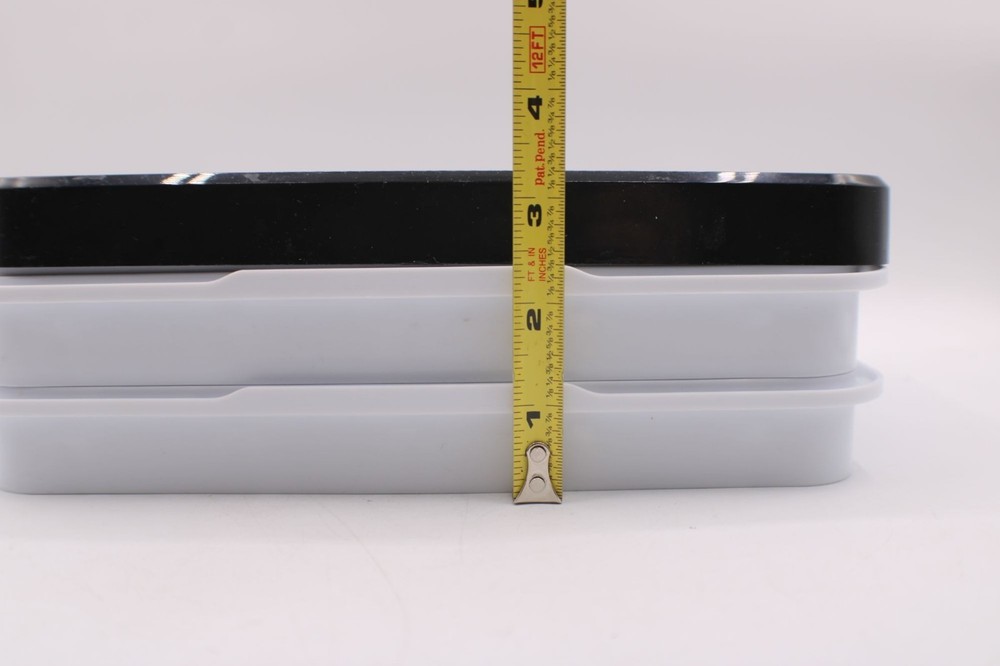 Stackable Ice Cube Trays Lid & Easy-Release Punch Bottom 64 Cubes White & Black