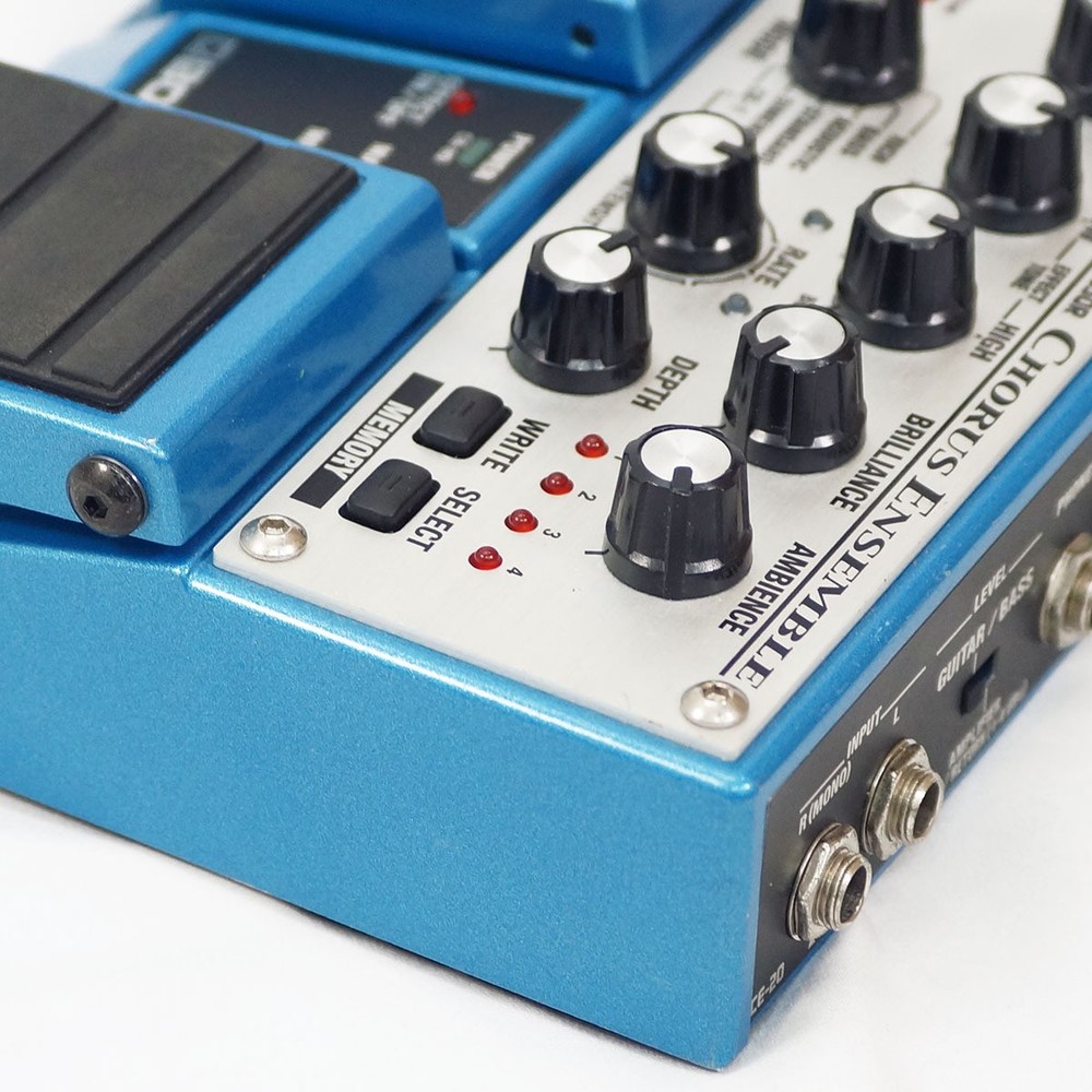 BOSS CE-20 CHORUS ENSEMBLE Pedal 3971 Tested & Works