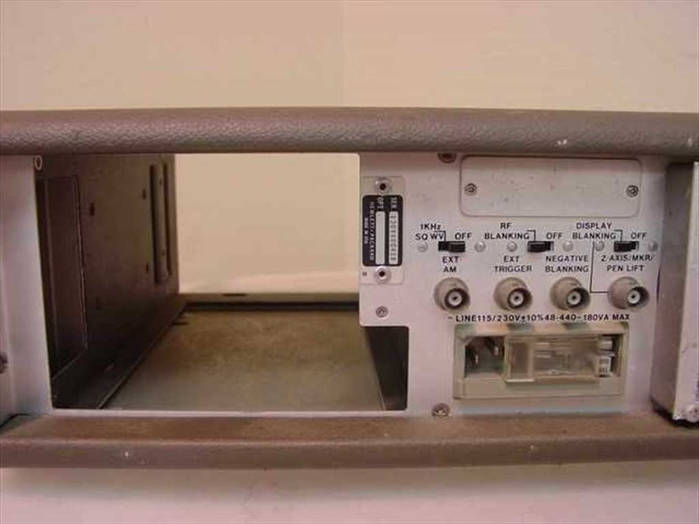 HP 8620B Sweep Oscillator Mainframe with Available Plug In Slot