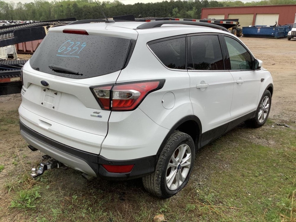 Console Front Floor SE Fits 17-19 ESCAPE 4594980