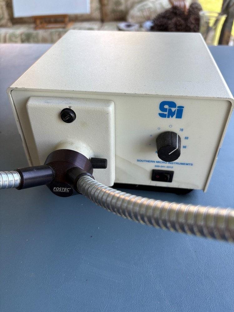 Southern Micro Instrument Light Source For Stereeo Microscop w.Dual Fiber Cable