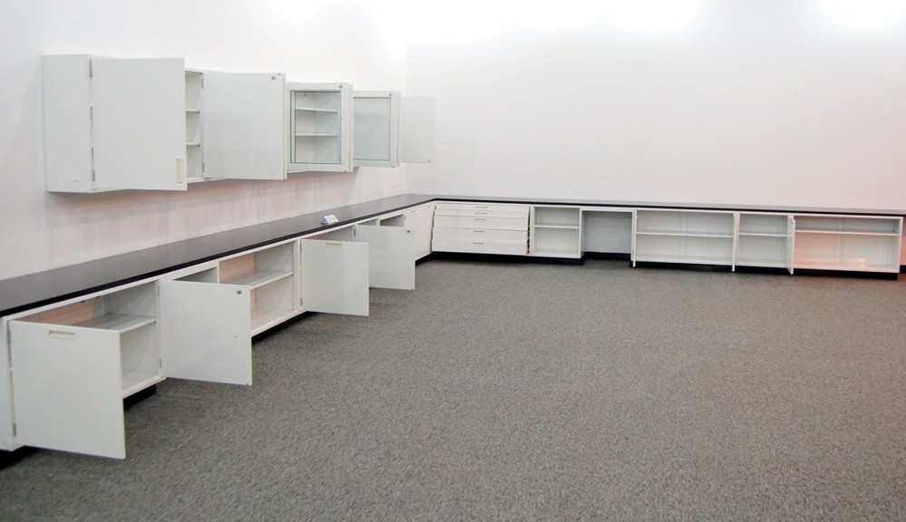 LABORATORY 41' BASE 16' WALL CABINETS W/ BLACK TOPS / E1-463