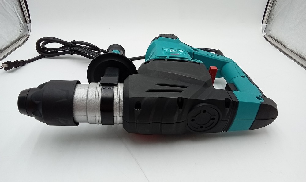 Untested Preowned ENEACRO Rotary Hammer with attachments