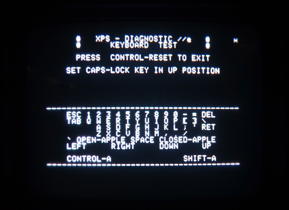 Vintage Apple IIe Platinum 128k Computer System (Works, Recapped)