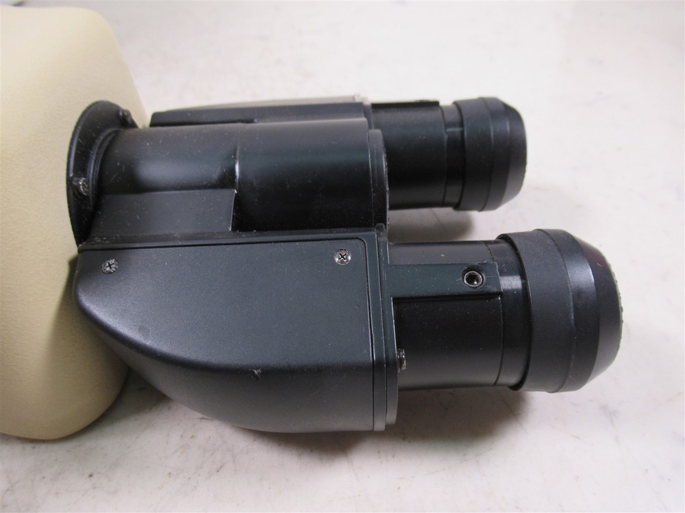Nikon Eclipse E200 Microscope Binocular Head with 2 Eyepieces E2-TB