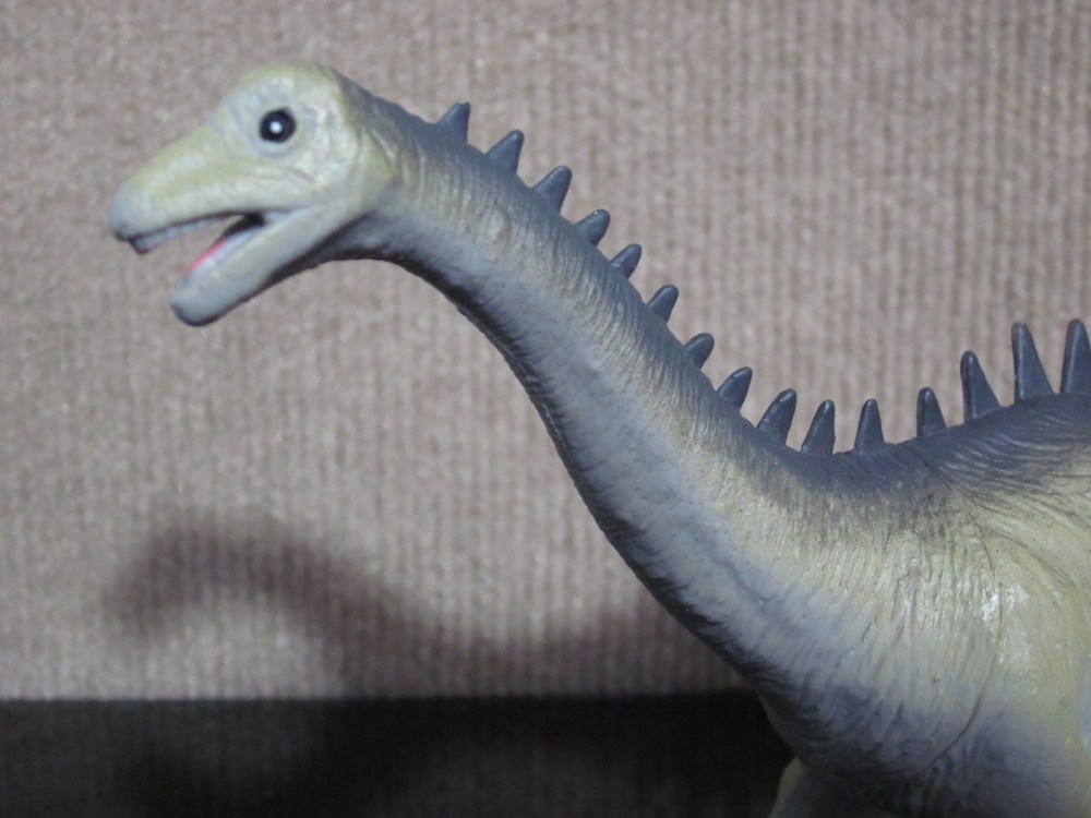 K & M Diplodocus Green Grey Dinosaur 2004 Toy Figure