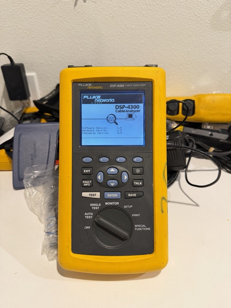 FLUKE NETWORKS DSP-4300 CABLE ANALYZER (TESTED) FREE SHIPPING