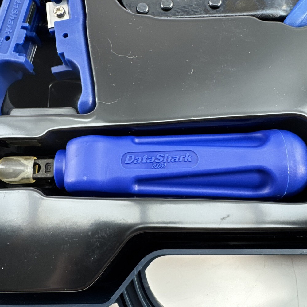DataShark 70007 Ethernet Network Tool Kit w/RJ45 Crimp Tool, Stripper, Punchdown