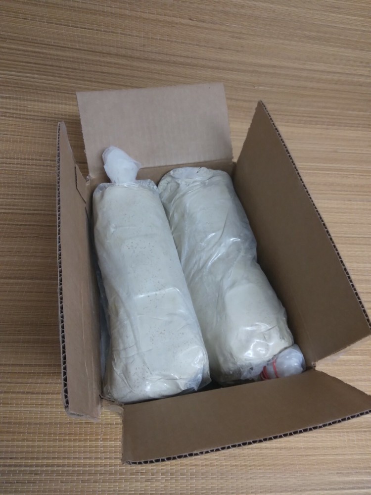 20 lbs Higth Fire Pottery Clay - White, Cone 6. STONEWARE CLAY