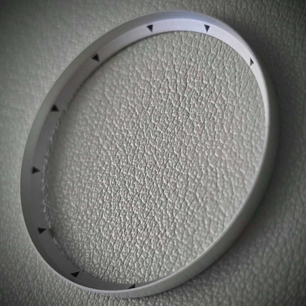 Chapter Ring SKX007 Angled TRIANGLE / Sand Blasted + Black - SEIKO MOD SKX