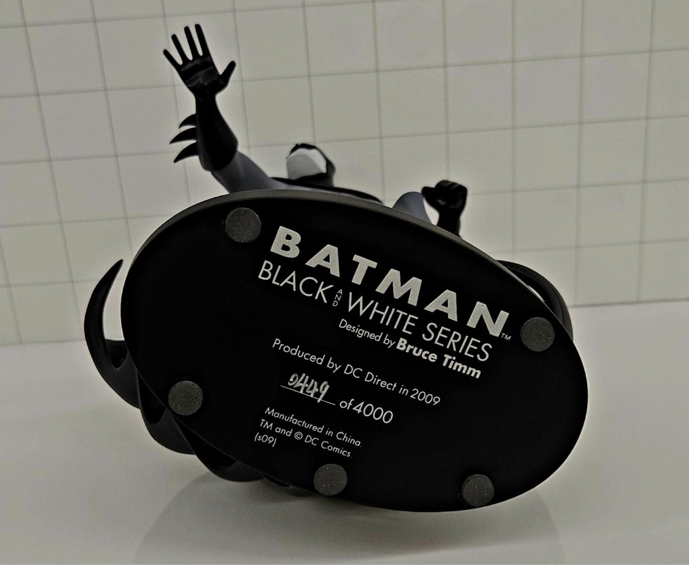 DC Direct - Batman: Black & White (Bruce Timm) 2009