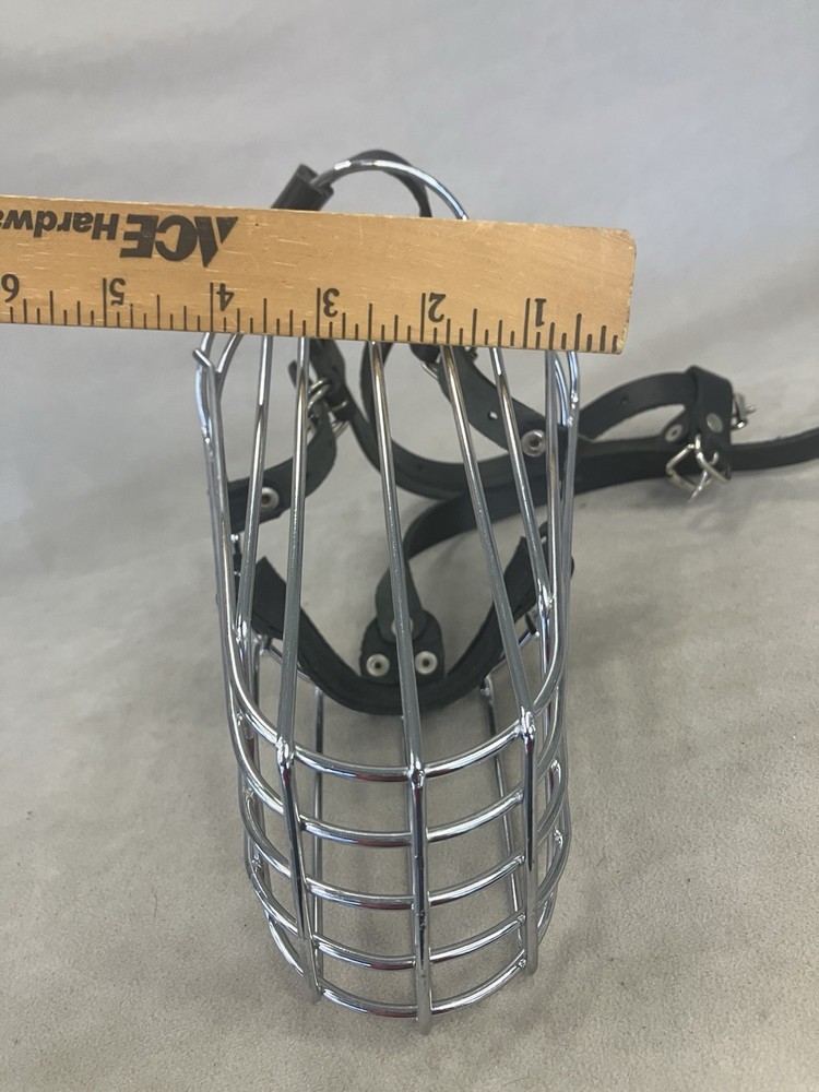 Bronzedog wire basket muzzle designed for large dog breeds