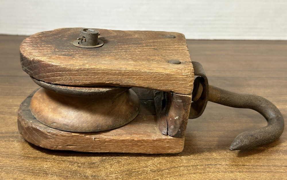 Antique Wood Single Pulley