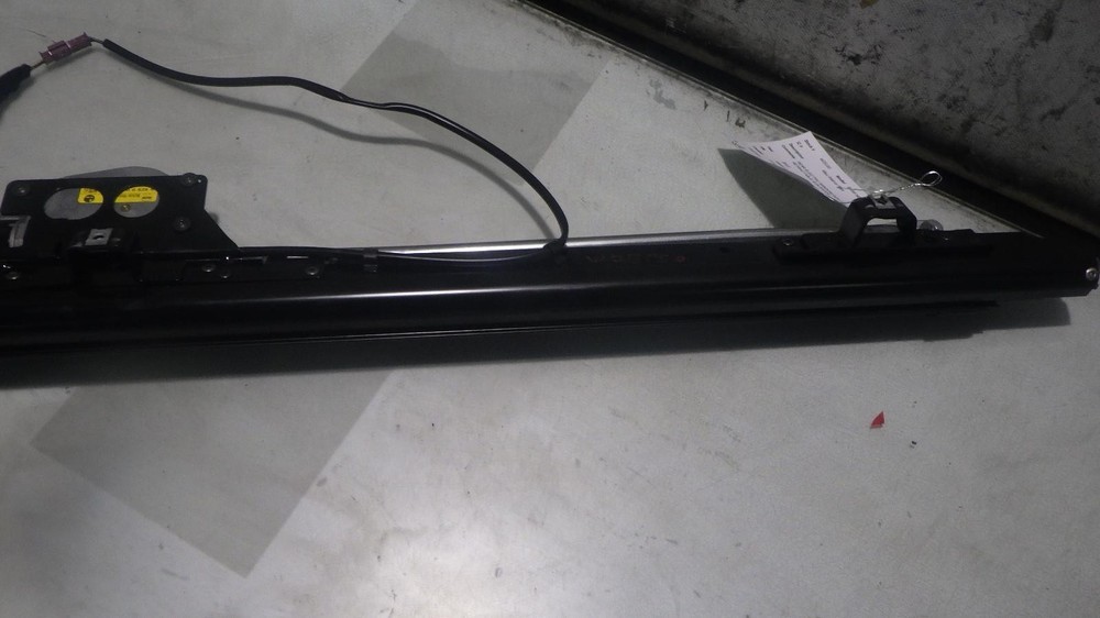 13 BMW M5 Rear Electric Window Roller Retractable Sun Shade