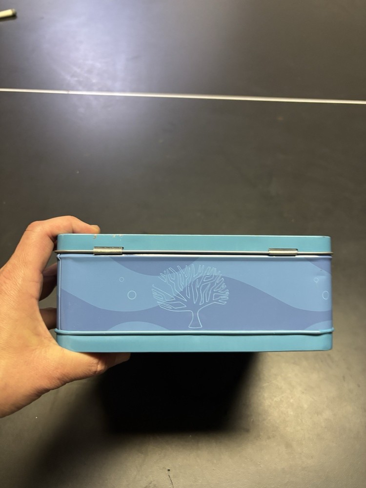 Finding Dory metal lunch box, Fast Shipping